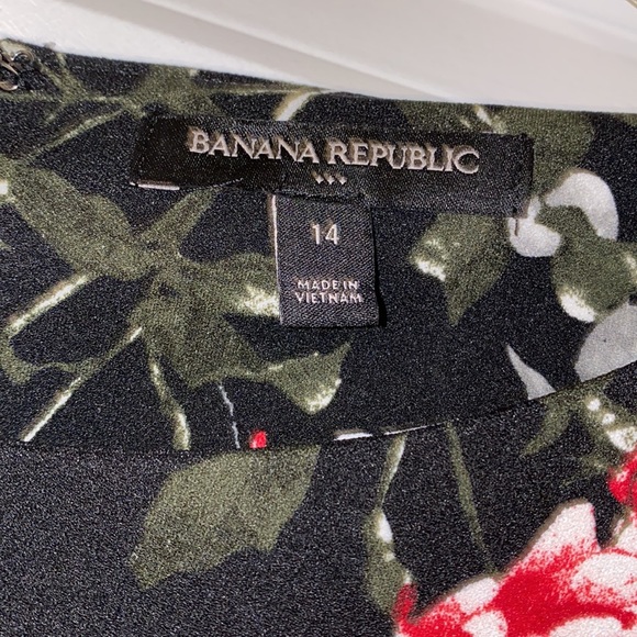 Banana republic flower dress - Picture 2 of 2